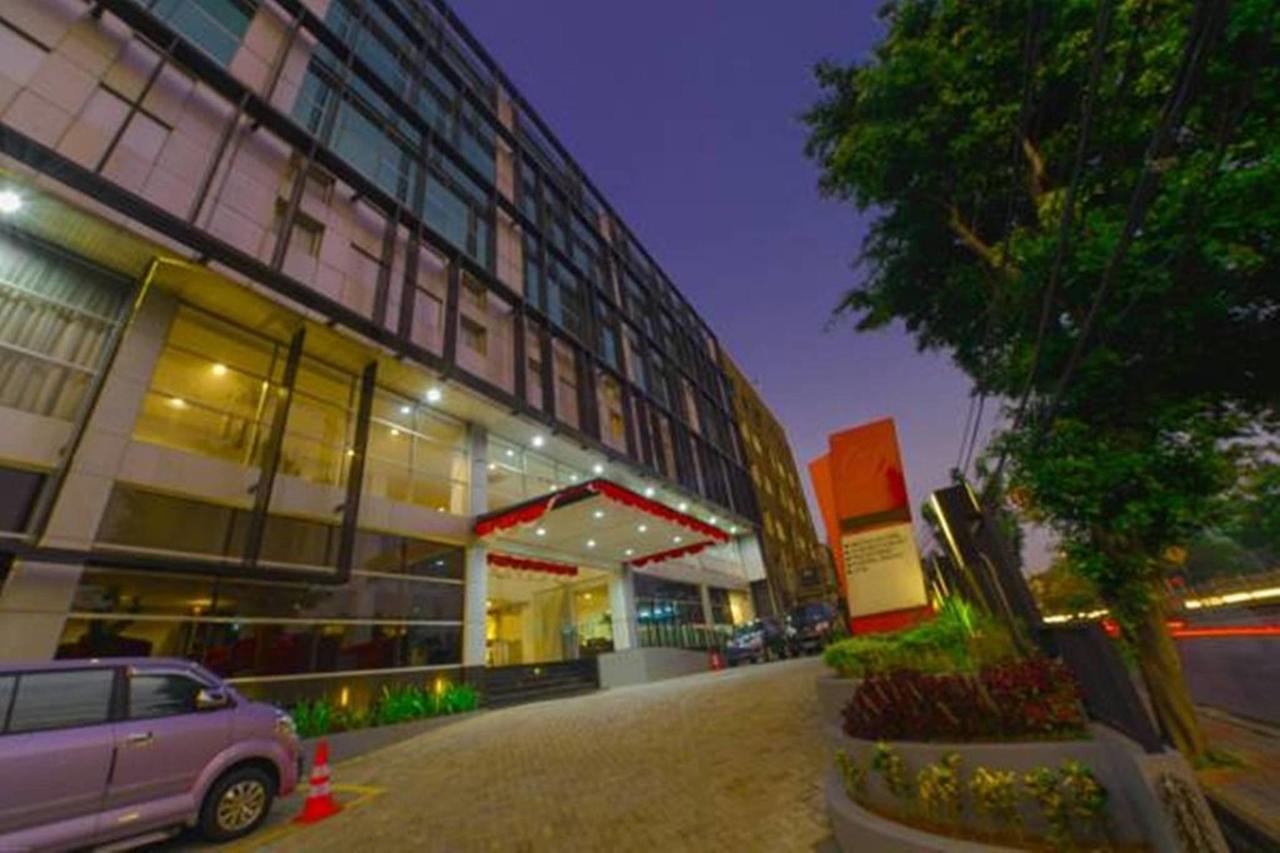 D'Hotel Jakarta Luaran gambar