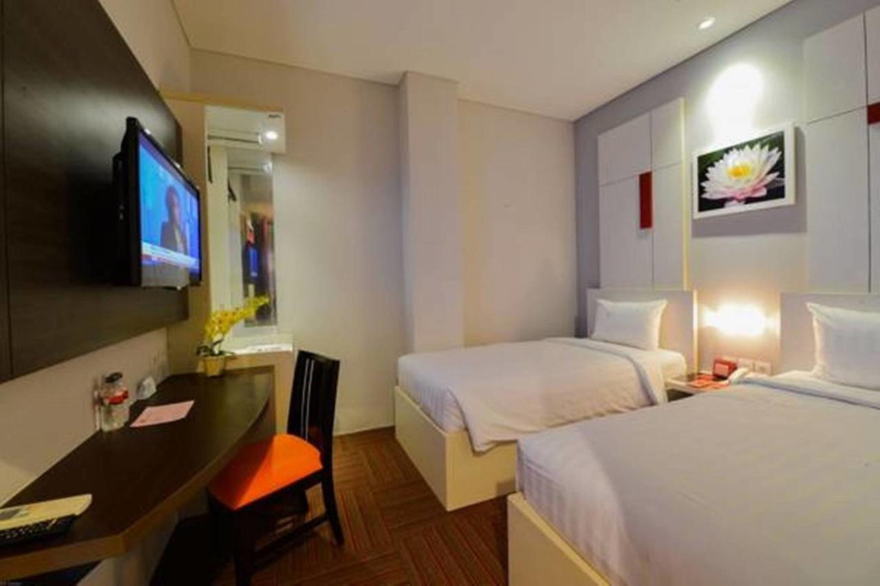 D'Hotel Jakarta Luaran gambar