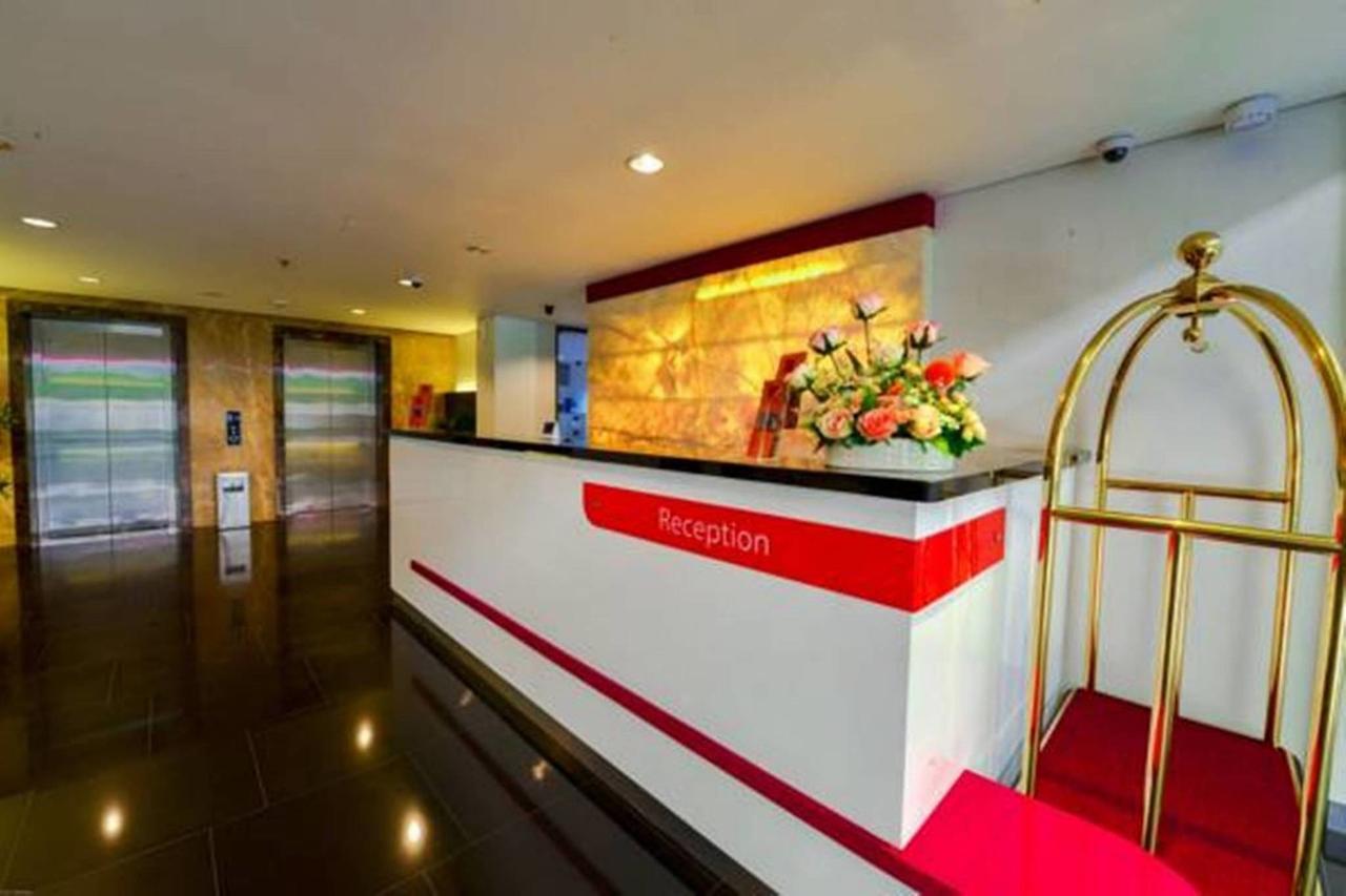 D'Hotel Jakarta Luaran gambar