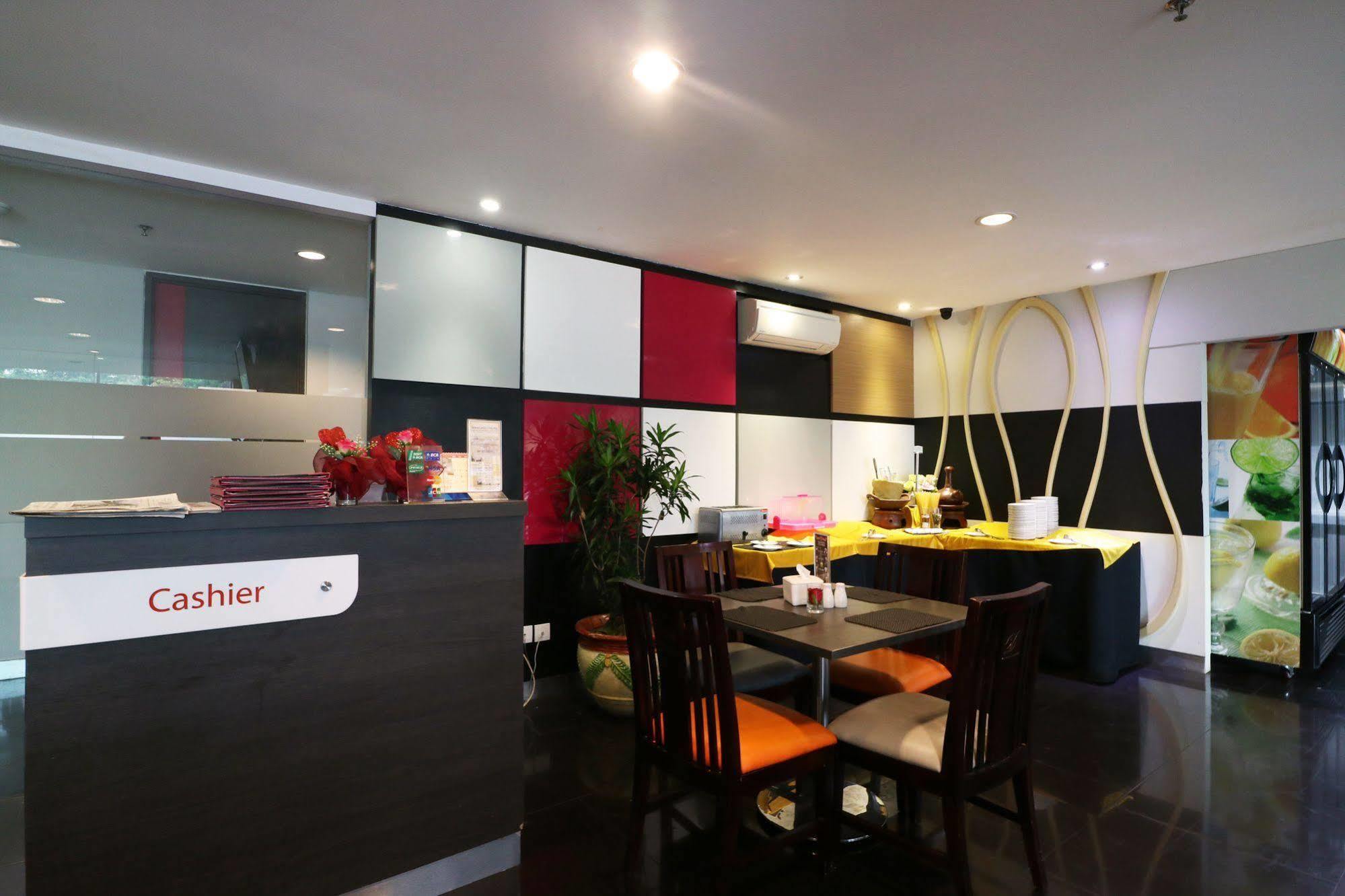 D'Hotel Jakarta Luaran gambar