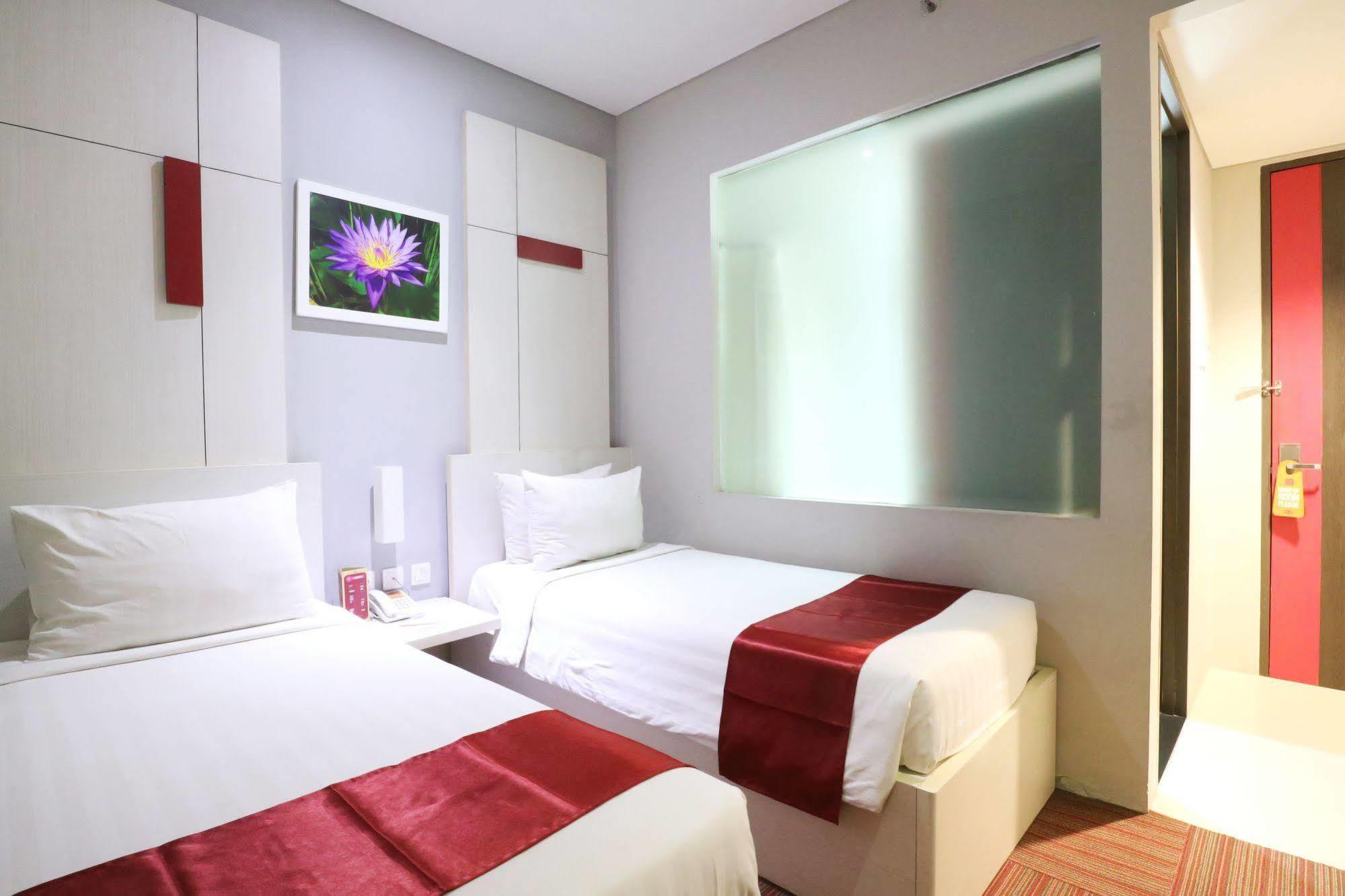 D'Hotel Jakarta Luaran gambar