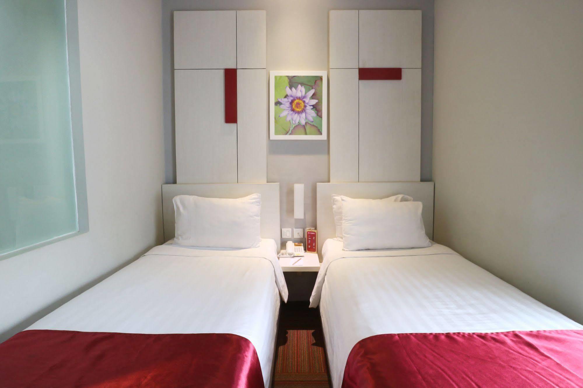 D'Hotel Jakarta Luaran gambar