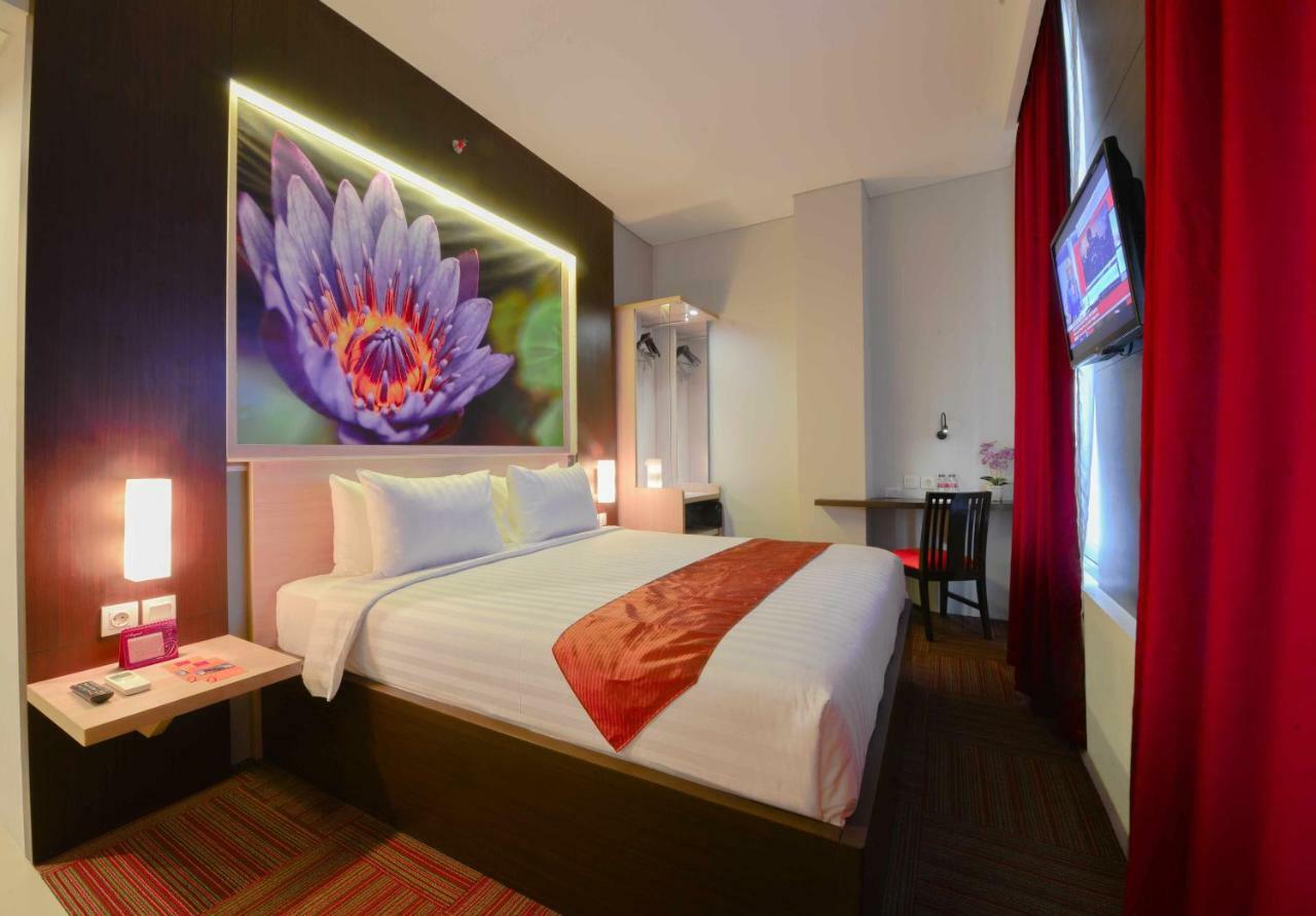 D'Hotel Jakarta Luaran gambar